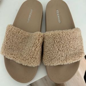 Steve Madden slides